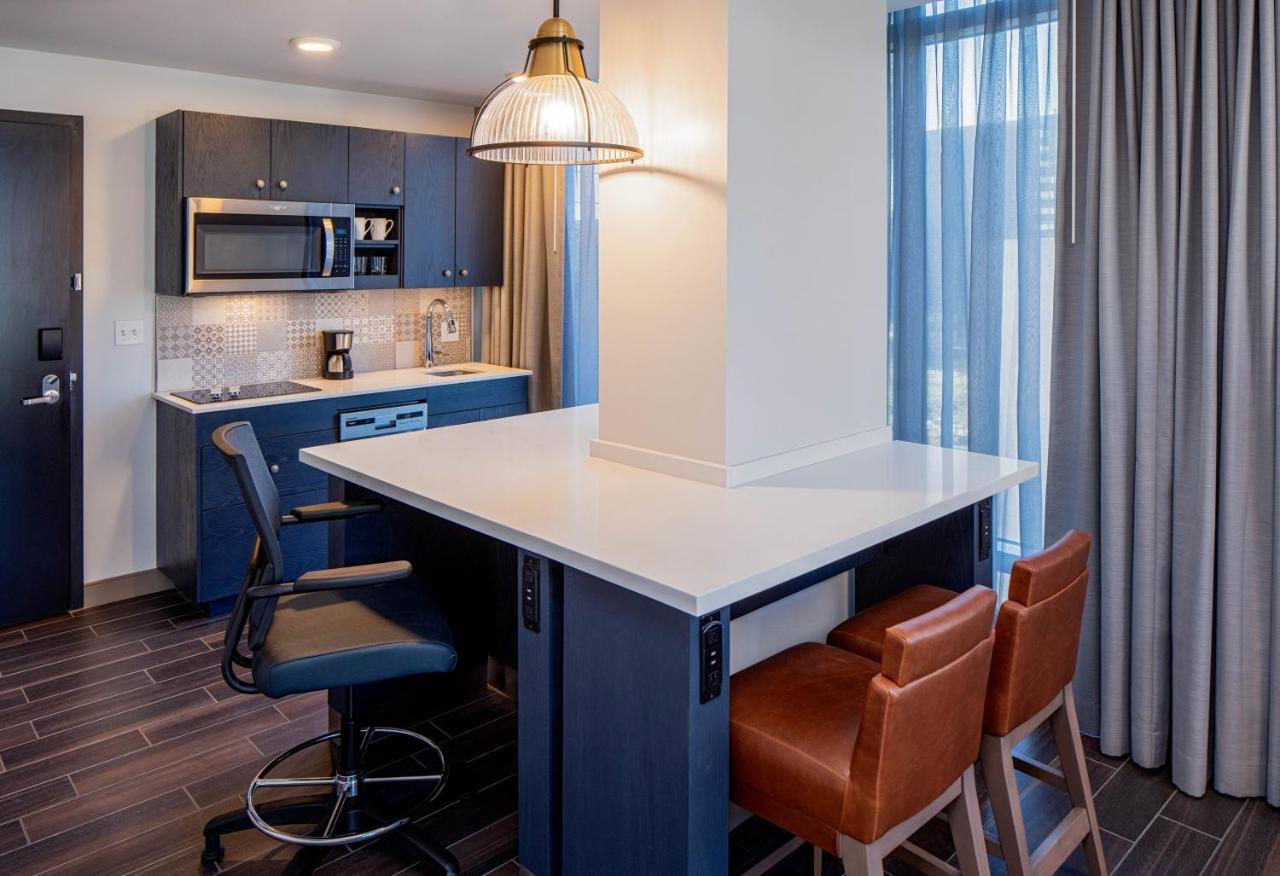 Hyatt House Tampa Downtown Hotel Екстериор снимка