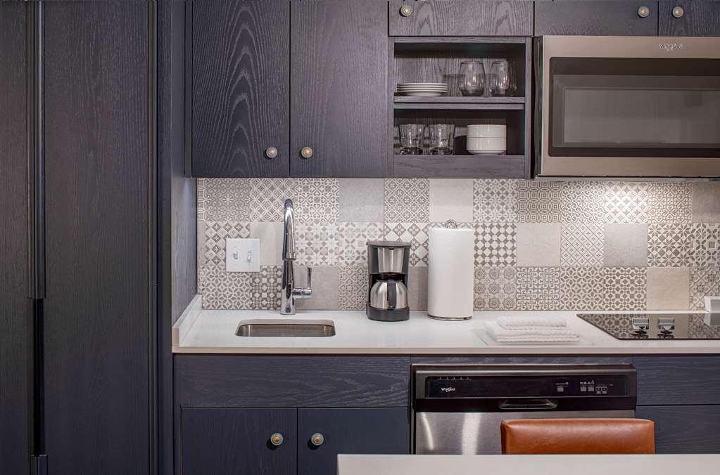 Hyatt House Tampa Downtown Hotel Стая снимка